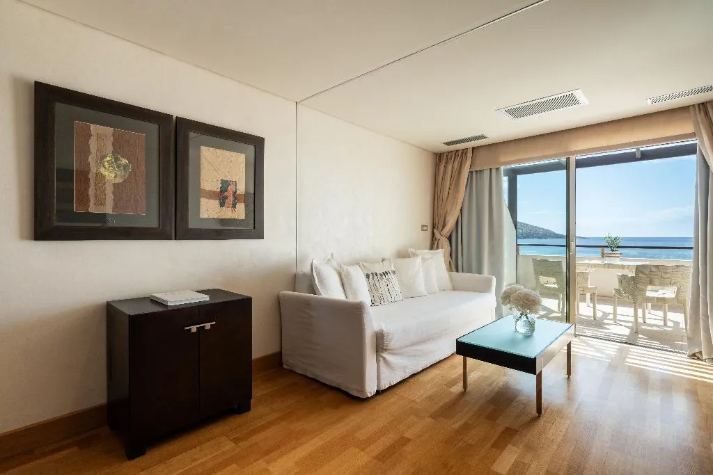 FAMILY ROOM SEA VIEW Room, Plaza Resort Hotel, Athens