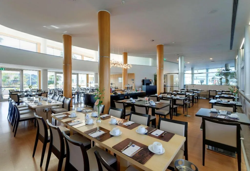 Restaurant, Tryp Porto Expo Hotel, Porto