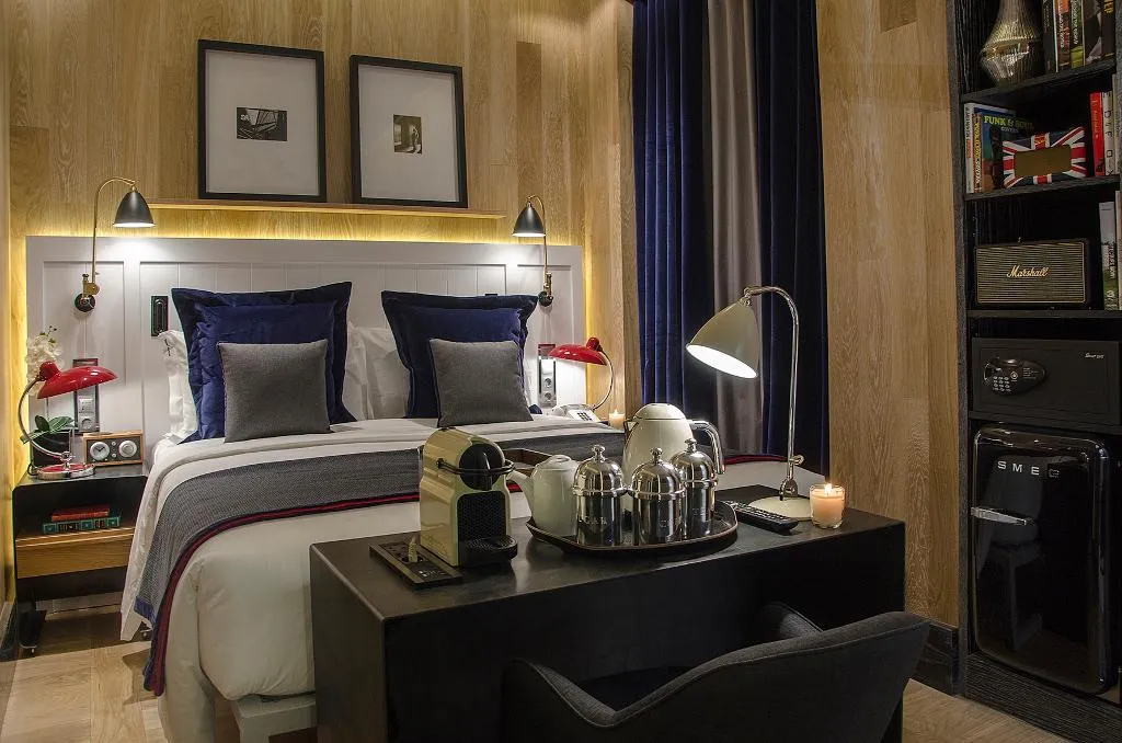 DOUBLE WITH VIEWS Room, Browns Central Hotel, Lisbon