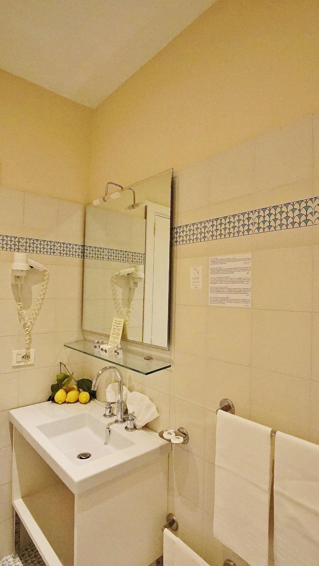 Room, Grand Hotel Aminta, Naples
