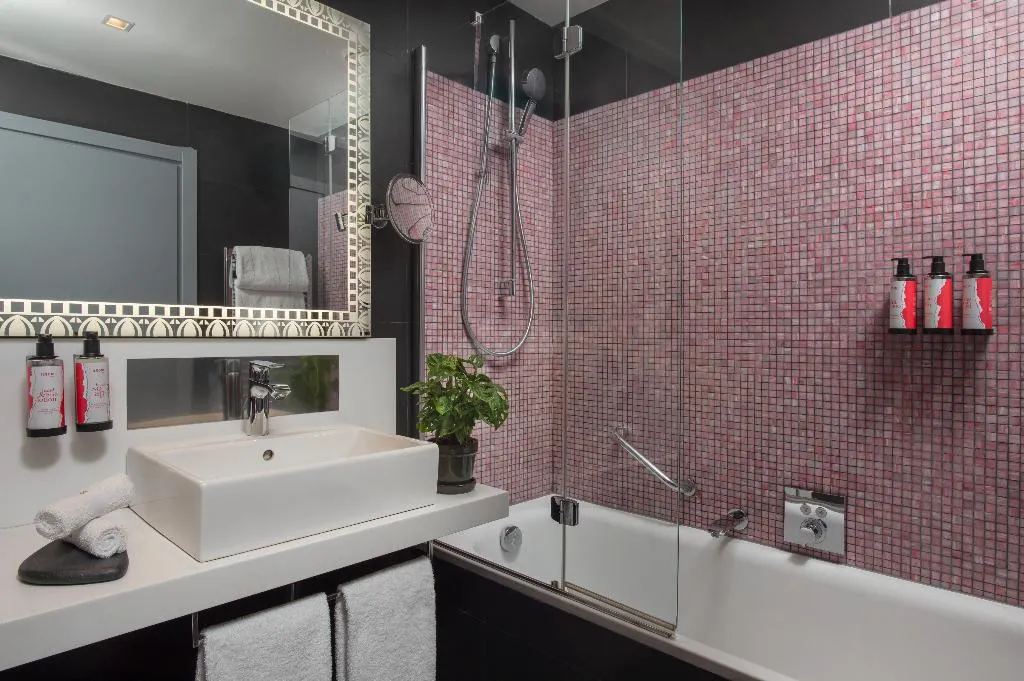 DOUBLE PREMIUM Room, nhow Roma Vittorio Veneto, Rome