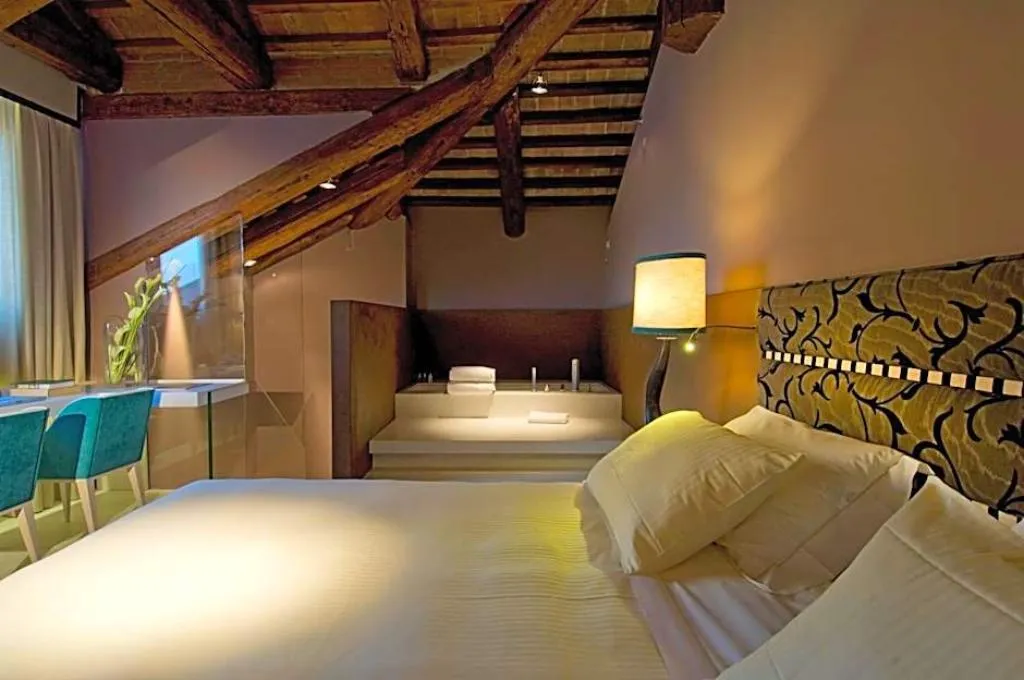 JUNIOR SUITE SUPERIOR Room, Sina Centurion Palace, Venice