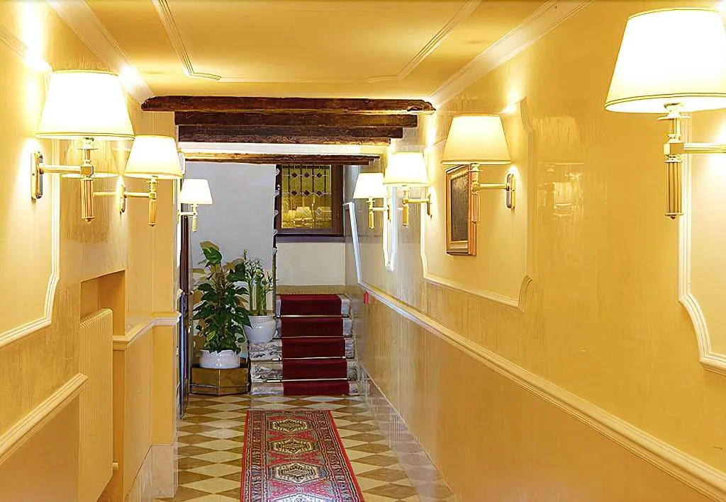 Lobby, Ca' del Nobile, Venice