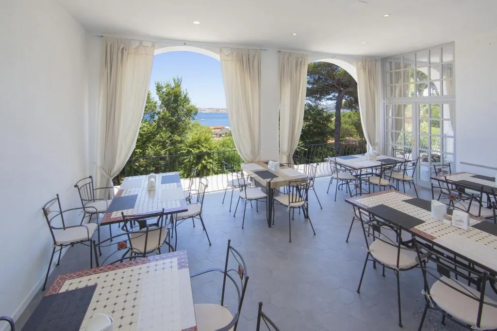 Terrace, Grand Hotel Palau, Olbia