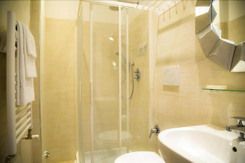 Room, Roman Forum Holiday Termini, Naples
