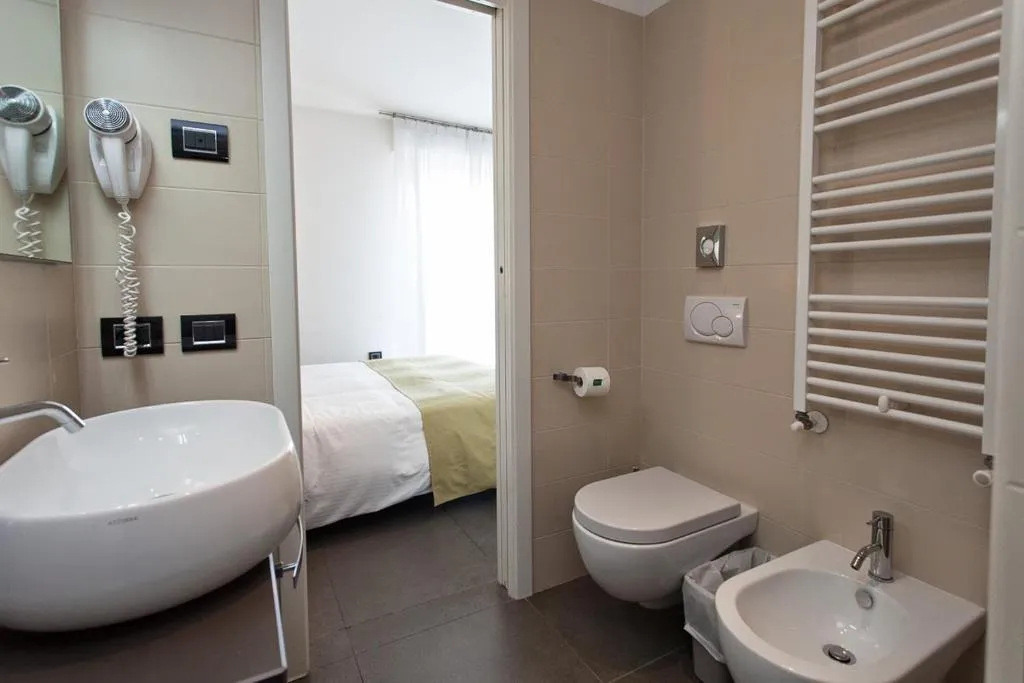 Room, Hotel Adlon, Venice