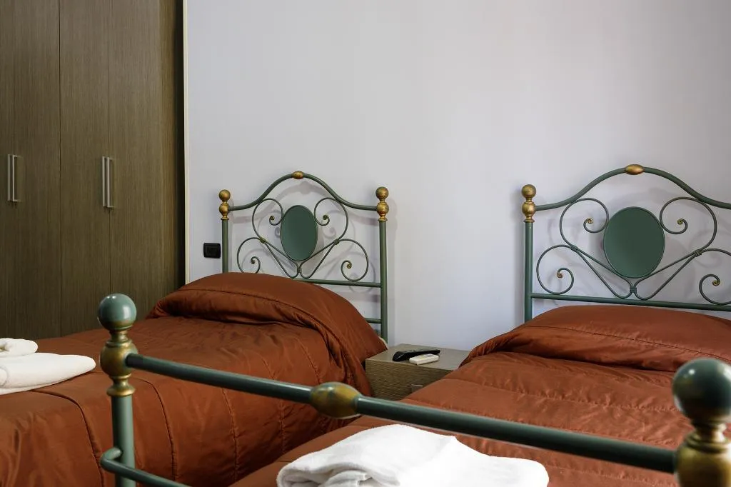 TWIN STANDARD Room, Best Western Hotel dei Mille, Naples