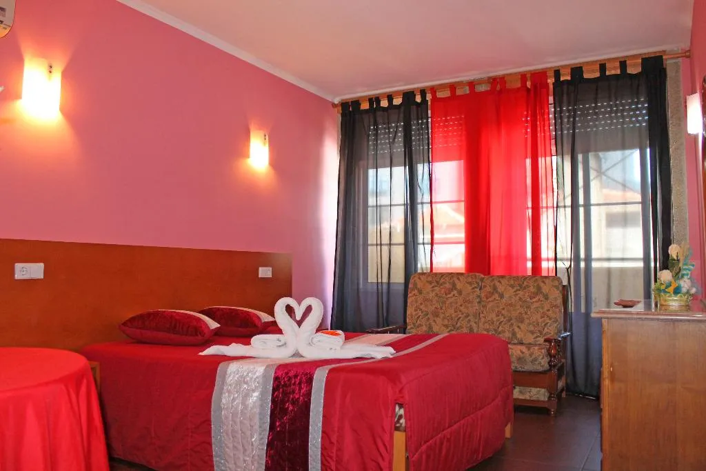 Room, Residencial Monte Carlo, Porto