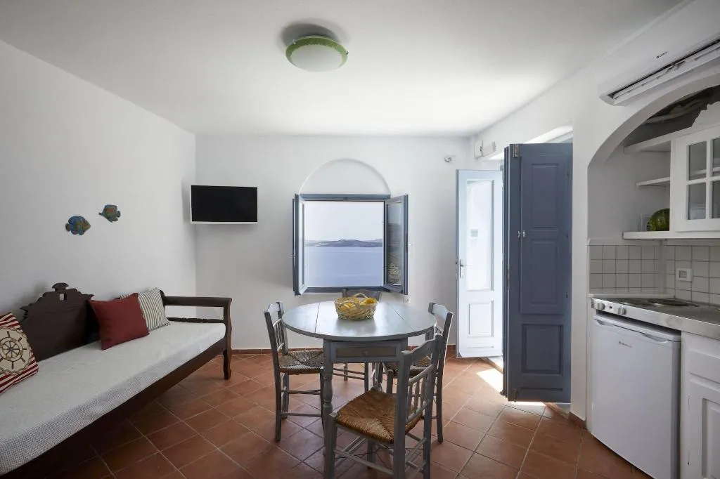 Room, Allure Breeze Suites, Santorini