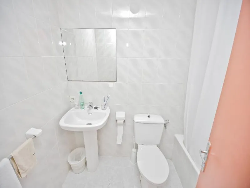 APARTMENT CAPACITY 6 TWO BEDROOMS Room, Apartamentos Don Miguel, Majorca