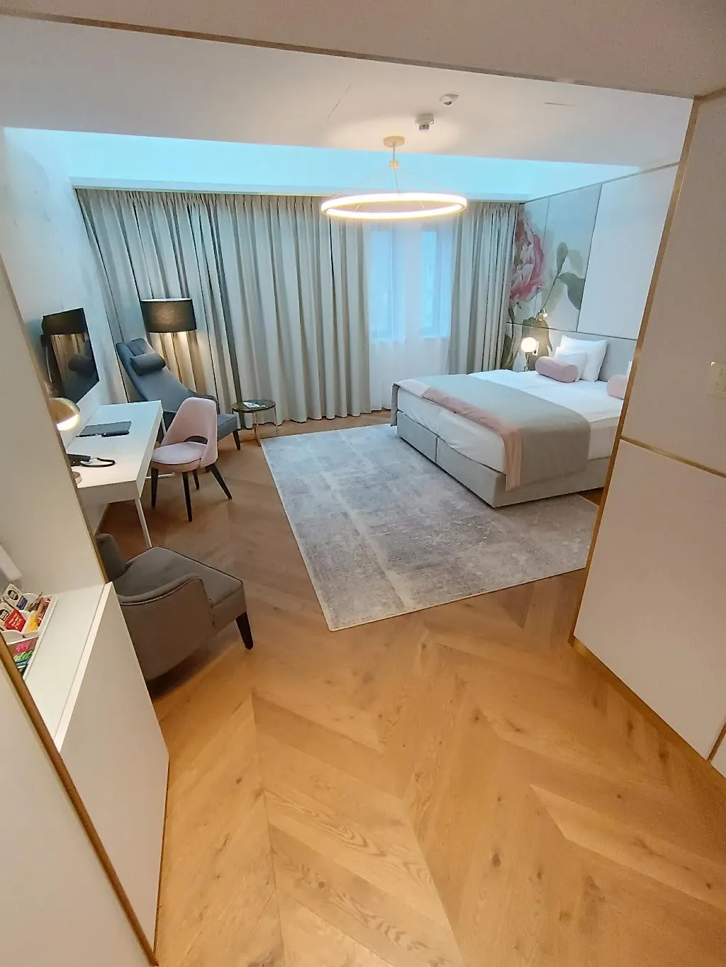 DOUBLE GRAND Room, Ferreus Modern Art Deco, Krakow