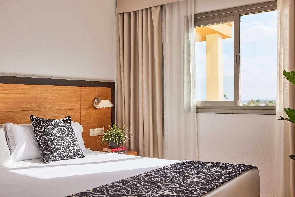 Room, Zafiro Tropic, Majorca