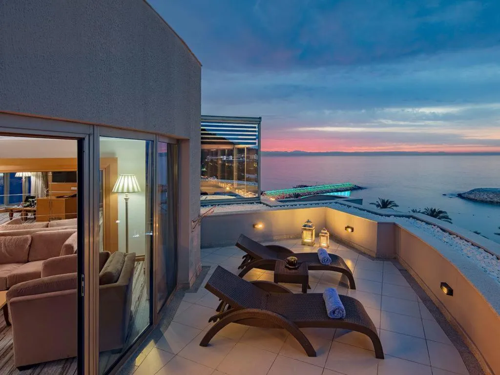 Terrace, Rixos Sungate Land of Legend Theme Park FreeAcces, Antalya