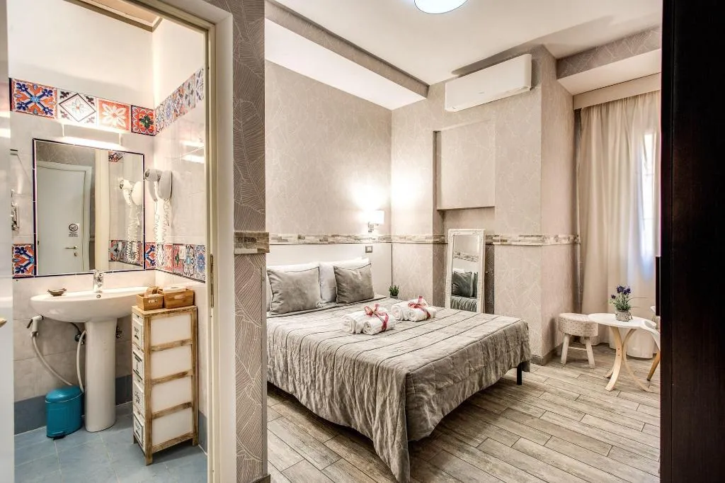 Room, Santamaria Inn, Rome
