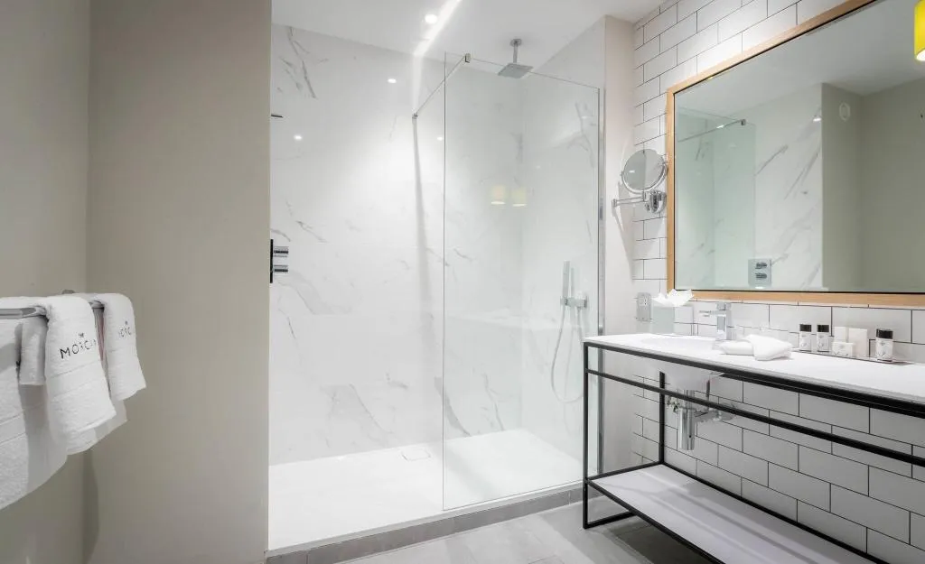 TWIN DELUXE Room, The Morgan Hotel, Dublin