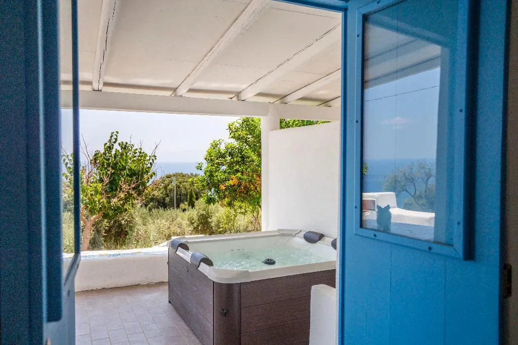 DOUBLE DELUXE SEA VIEW Room, Borgo Del Cannitello Romantic Boutique Resort, Palermo