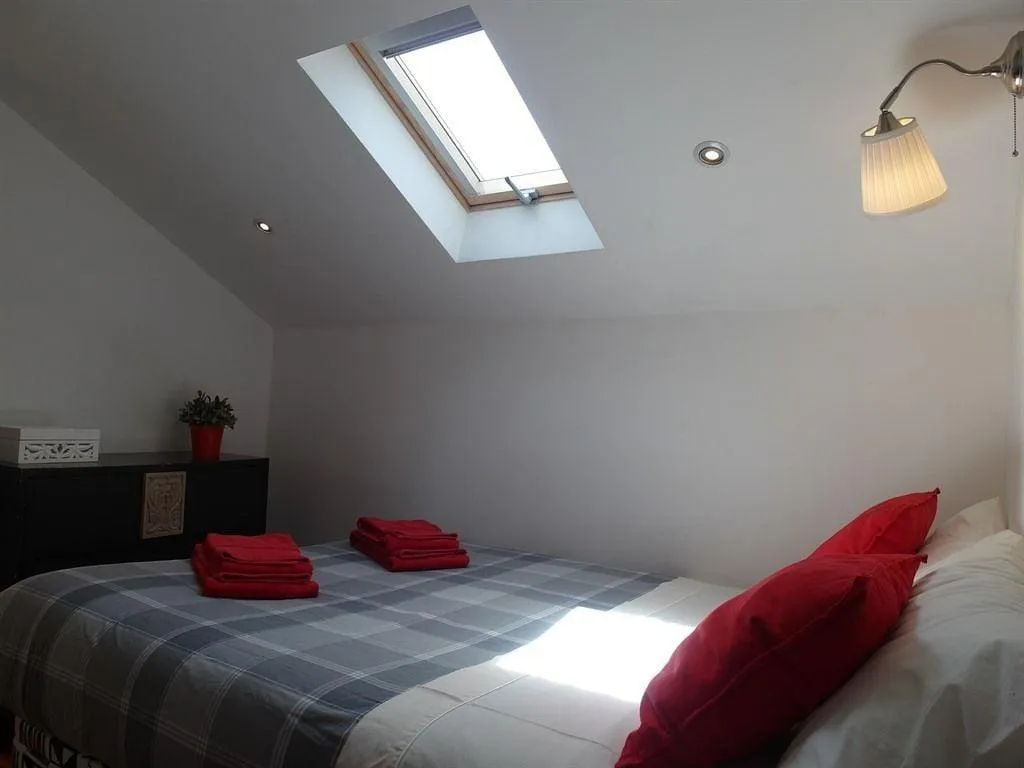 Room, Santosweethome 1, Lisbon