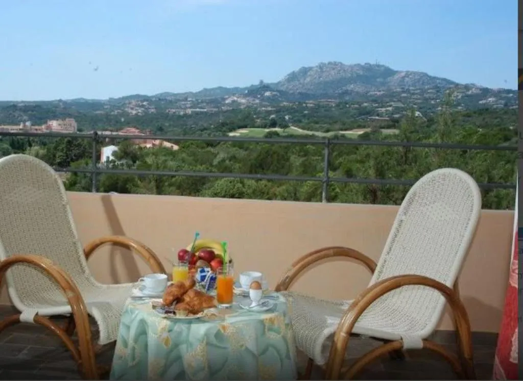 Terrace, Nibaru, Olbia