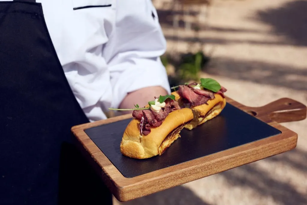 Restaurant, Cristine Bedfor, Menorca