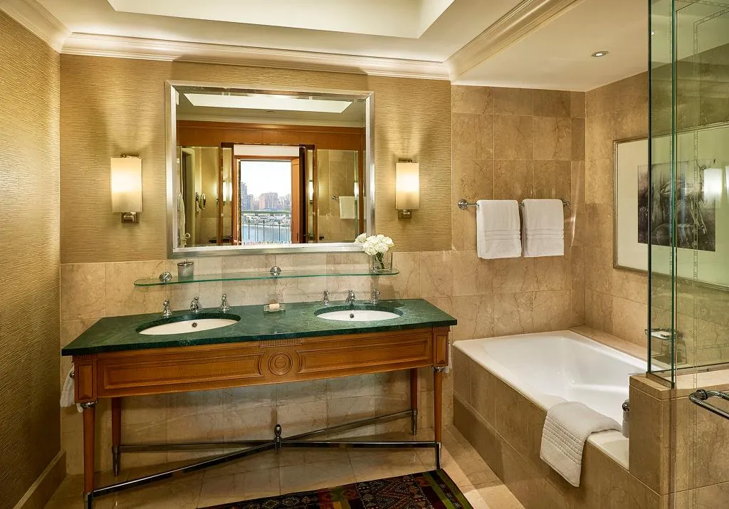 TWIN WITH VIEWS Room, Four Seasons Hotel Cairo at Nile Plaza, Cairo