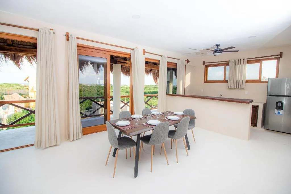 General view, Hotel Luna Roja Holbox, Cancun Area