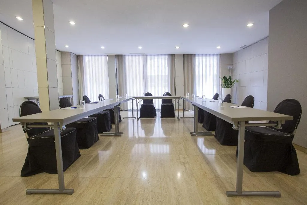 Conferences, NH Castellón Mindoro, Valencia