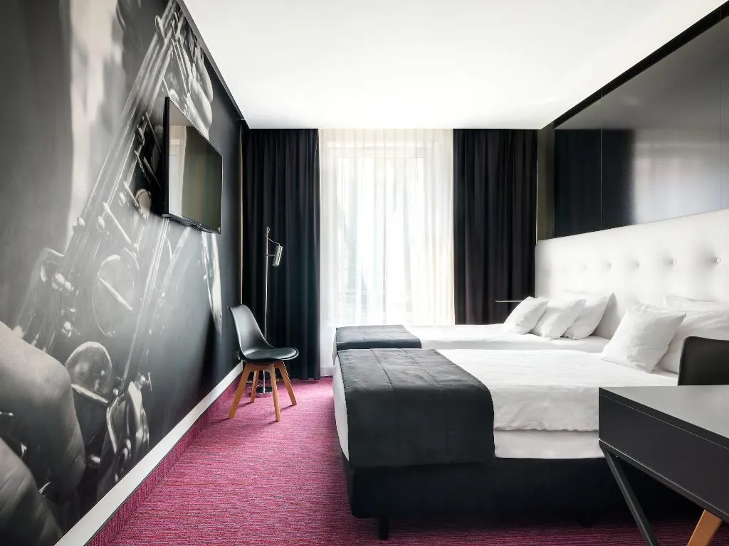 TWIN PREMIUM Room, Best Western Plus Krakow Old Town, Krakow
