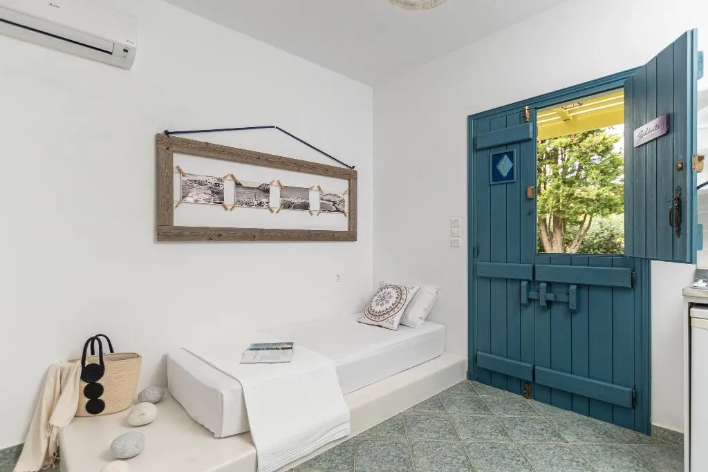 STUDIO SUPERIOR WITH TERRACE Room, Palatiana Agriturismo - Philoxenia Cottages, Crete
