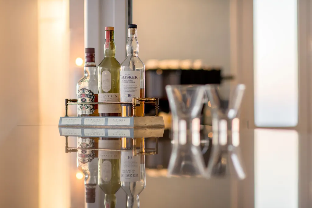 Bar, Andromeda Villas, Santorini