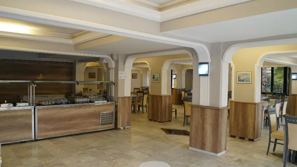 Restaurant, Medos Hotel, Izmir
