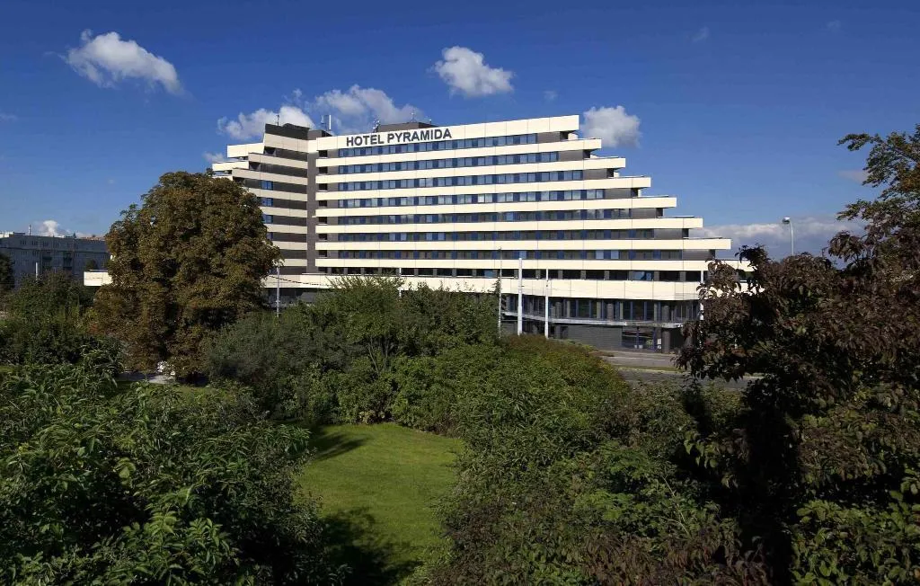 General view, Orea Hotel Pyramida, Prague