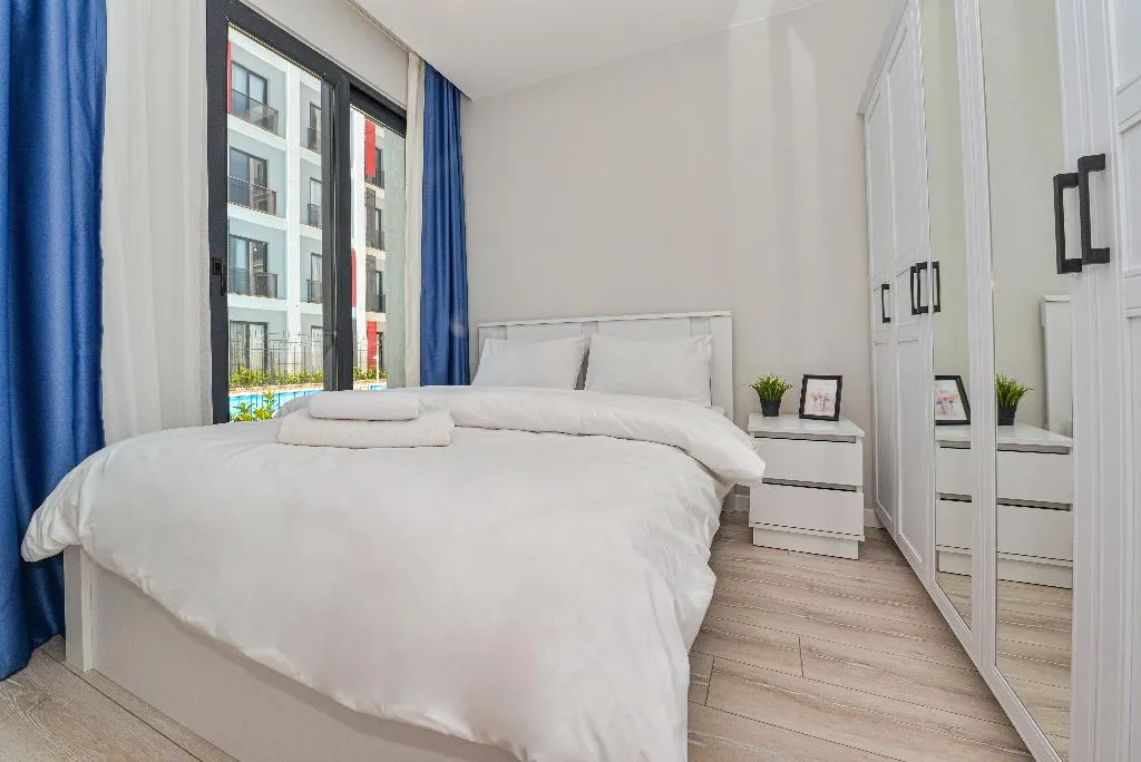 APARTMENT POOL VIEW TWO DOUBLE BEDS Room, C Suites Antalia, Antalya