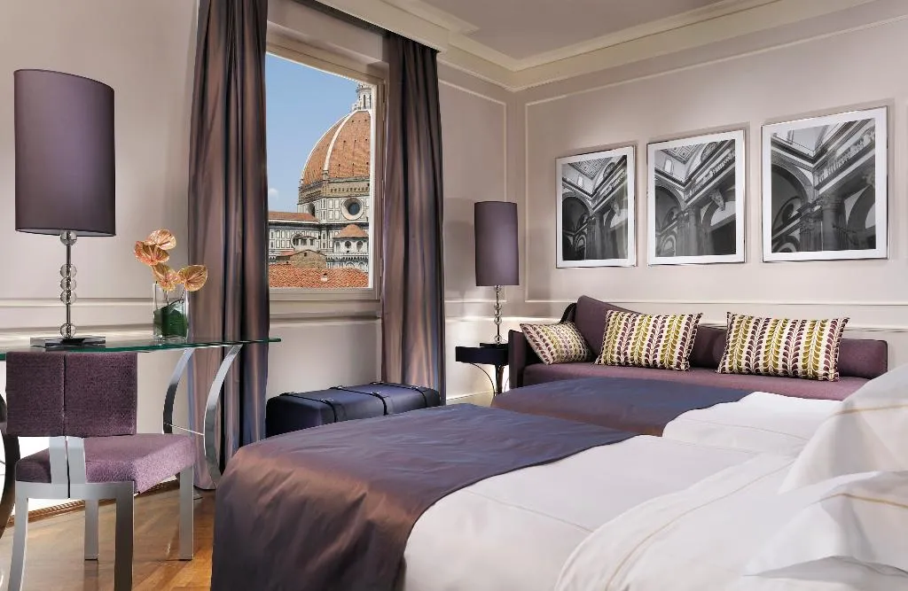 FAMILY ROOM CAPACITY 6 Room, Brunelleschi Hotel, Florence