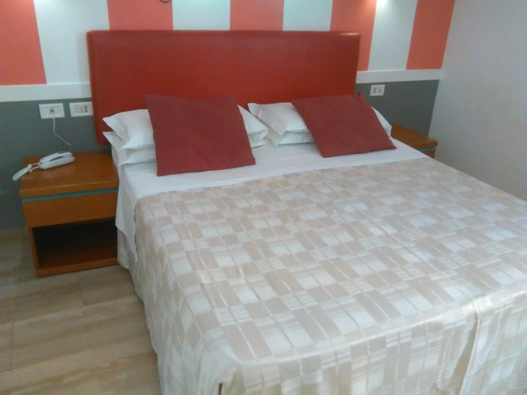 Room, Hotel Center 1, Rome