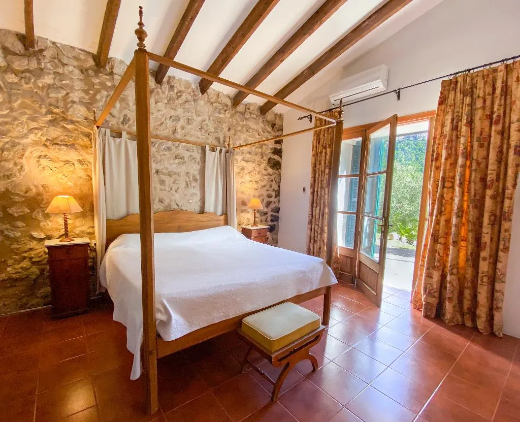 SUITE CAPACITY 2 Room, Finca Hotel Son Pont, Majorca