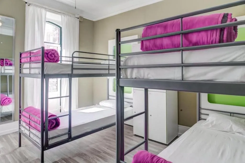 Bed in dormitory FEMALE ROOM WITH SHARED BATHROOM Room, Hostel Seven Hills, Lisbon