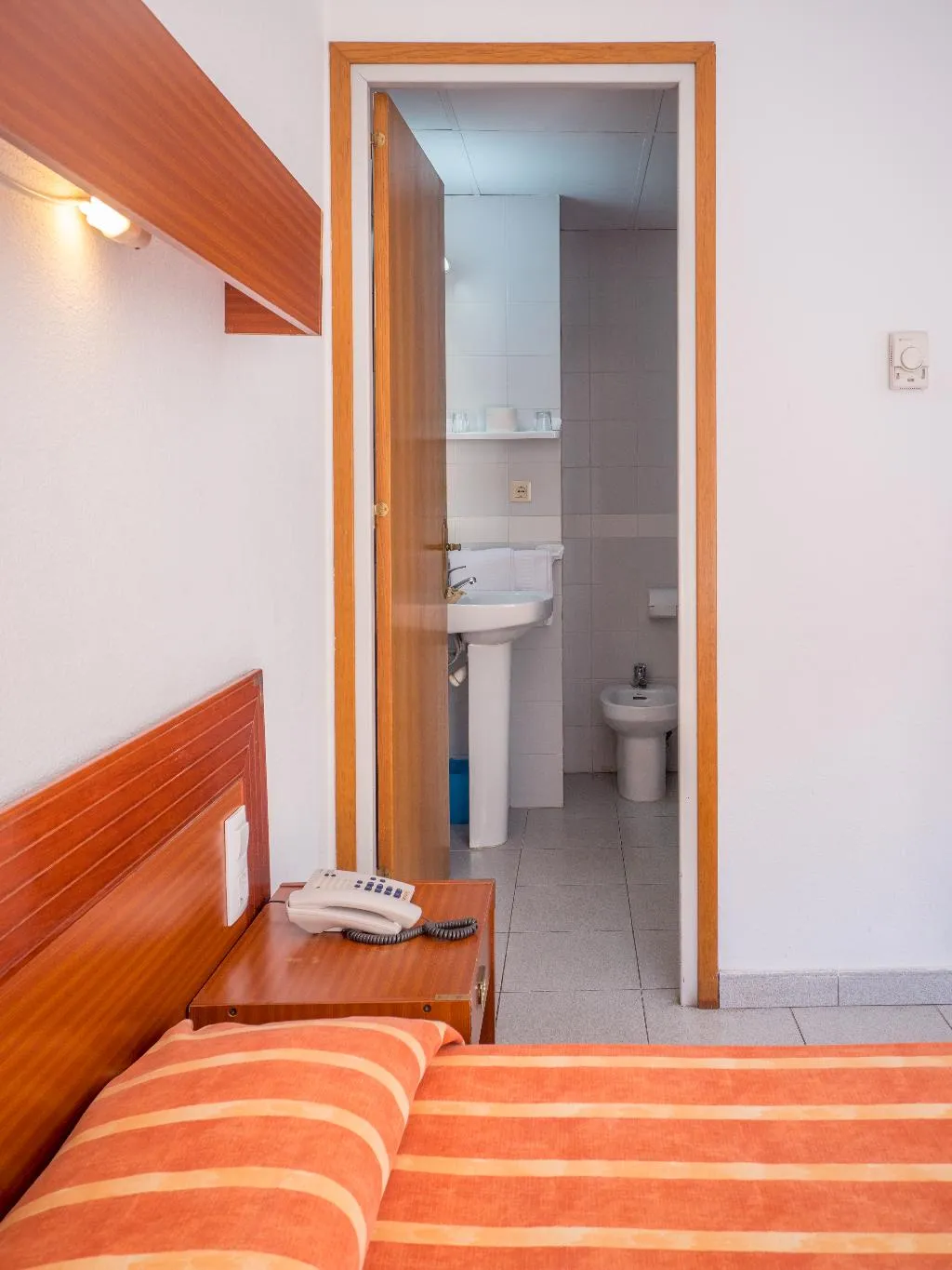 SINGLE STANDARD Room, Checkin Montpalau, Costa Brava