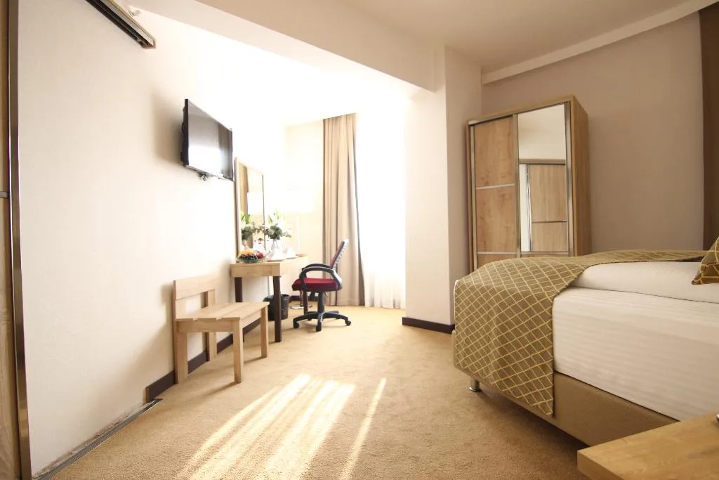 DOUBLE CITY VIEW Room, Atlas Hotel Izmir, Izmir