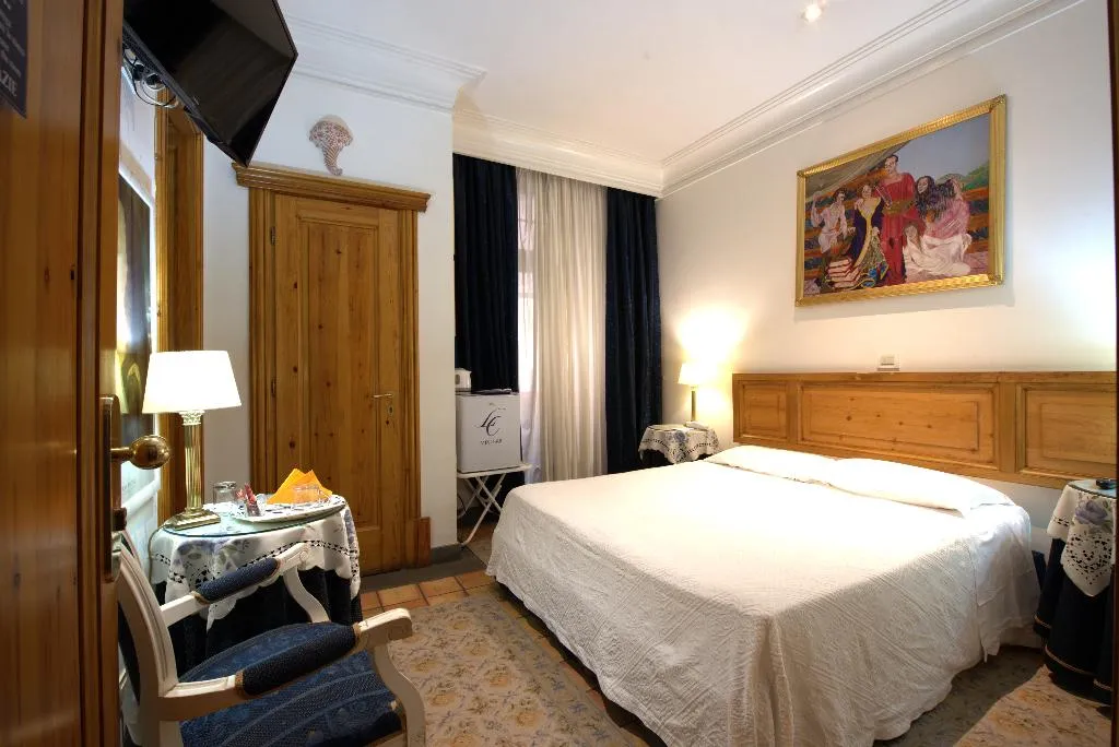 DOUBLE BASIC Room, Locanda Cairoli Hotel, Rome
