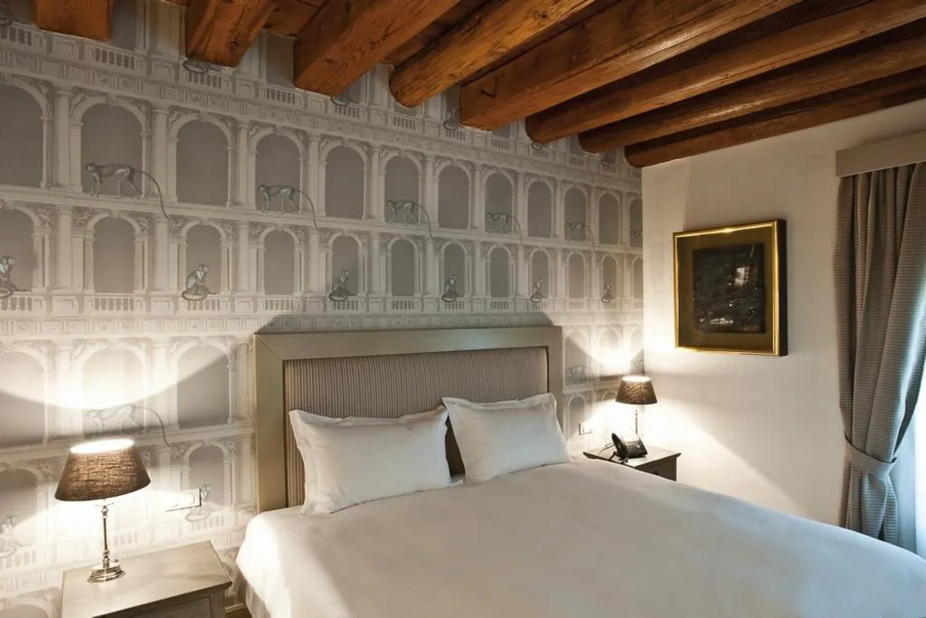 DOUBLE SUPERIOR Room, La Barchessa di Villa Pisani, Venice