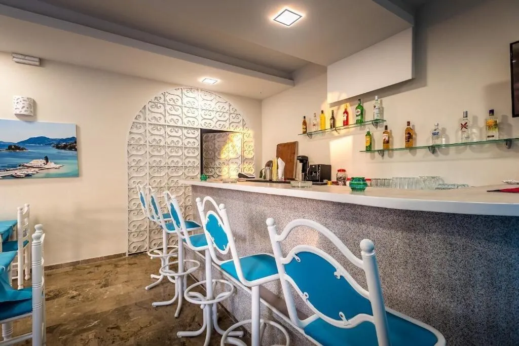 Bar, San Georgio Hotel, Corfu