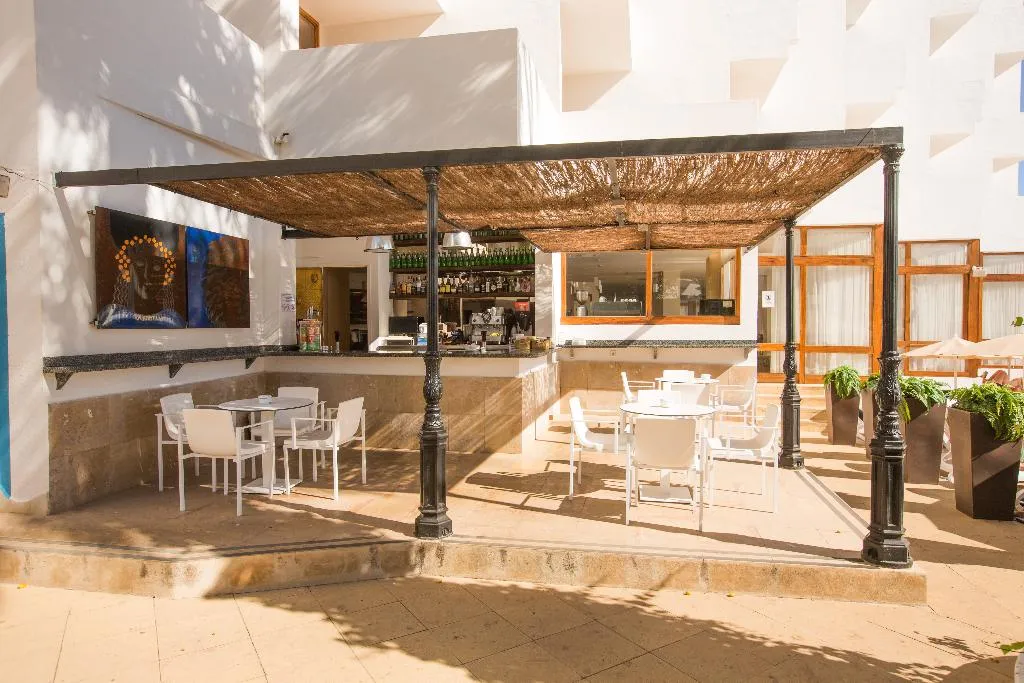Bar, Tres Torres, Ibiza