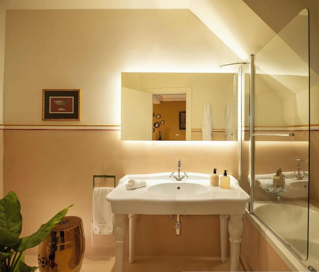 Room, Elizabeth Unique Apartments, Rome
