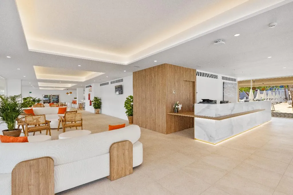 Lobby, Palmanova Beach Apartments by TRH, Majorca