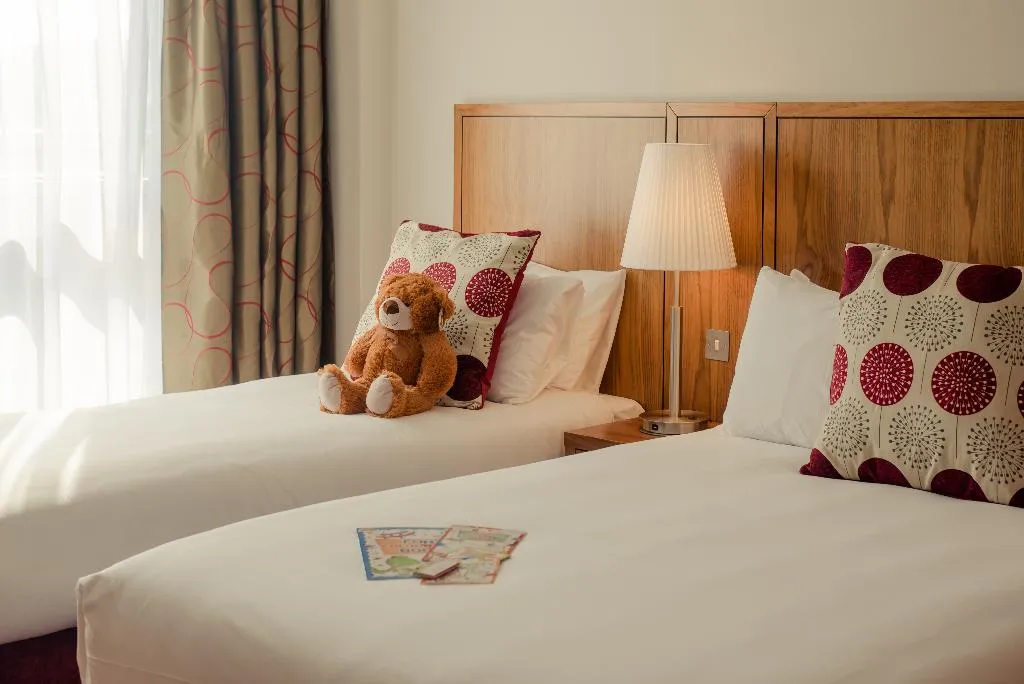TRIPLE STANDARD Room, Tallaght Cross Hotel, Dublin
