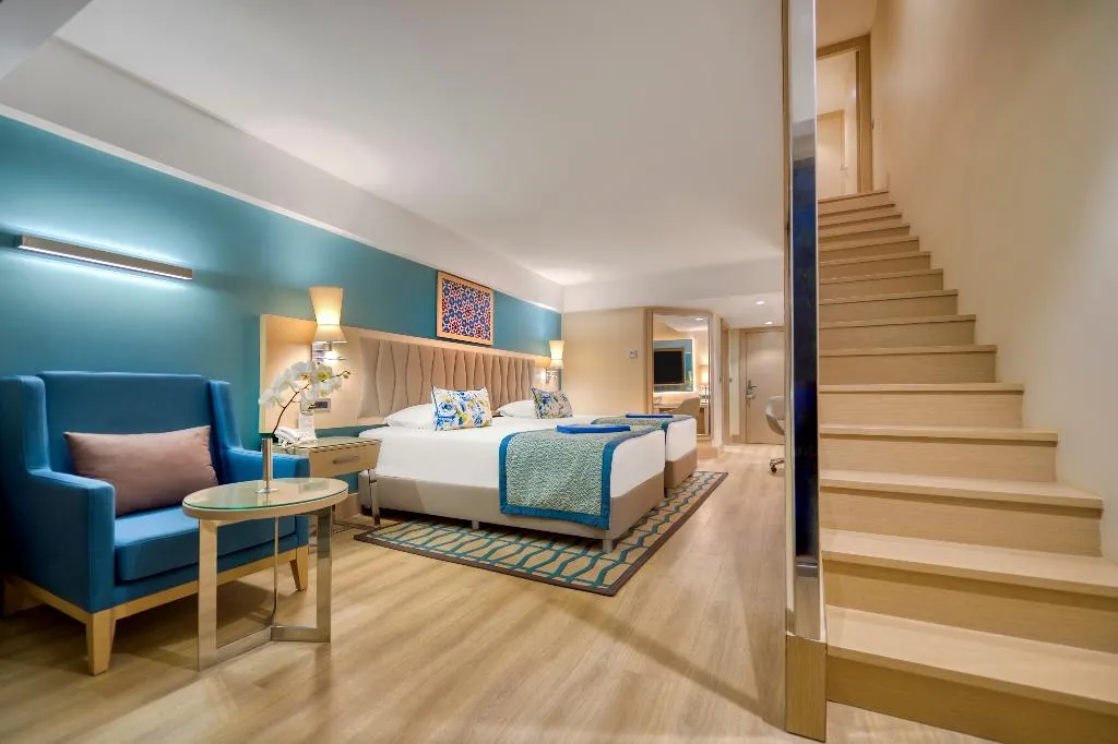 SUITE POOL VIEW Room, Megasaray Club Belek, Antalya