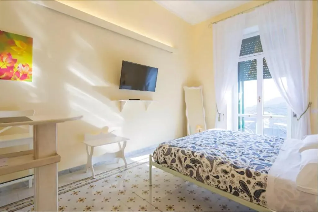 Room, Villa Verde Sul Mare, Naples