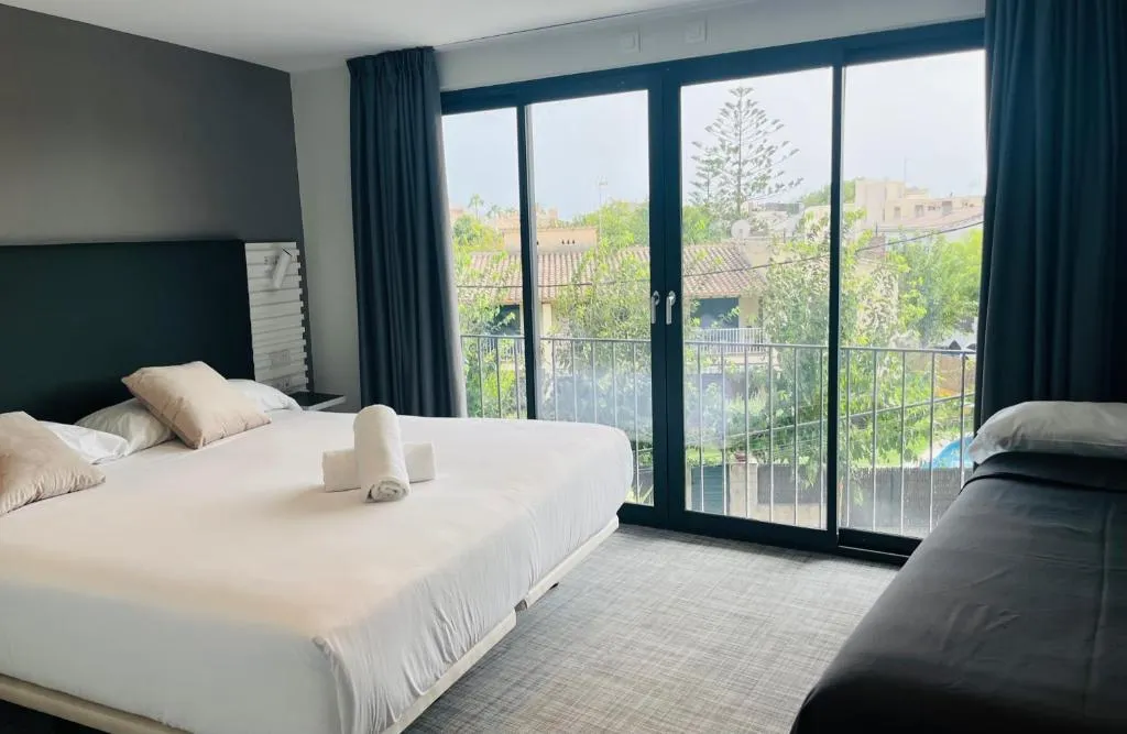 DOUBLE CAPACITY 3 Room, Sitges, Costa Brava