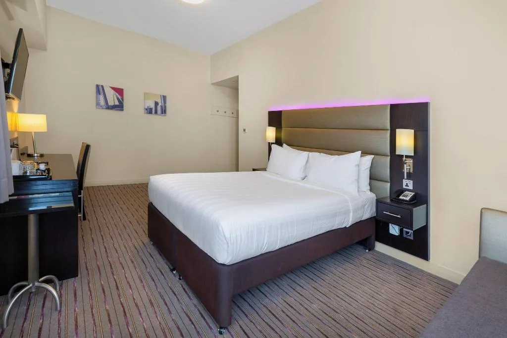 Room, Premier Inn Dubai Ibn Battuta Mall, Dubai