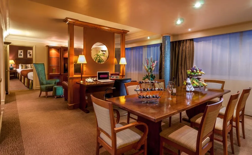 Restaurant, Clyde Court Hotel, Dublin